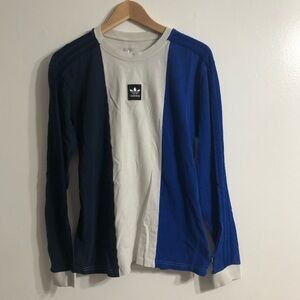 Adidas vintage T-shirts crewneck  long sleeves three stripes  royal dark blue.S